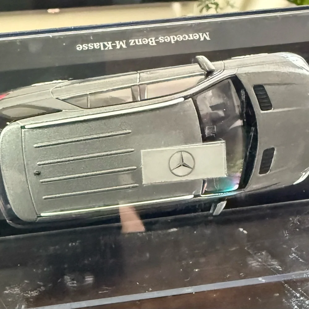 Mercedes-Benz M-Class - Model - Picture 5 of 5